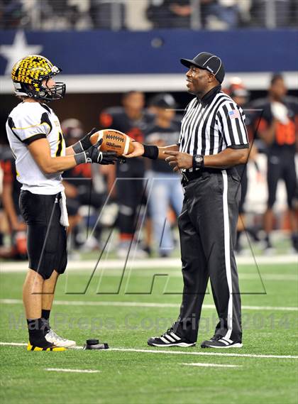 Thumbnail 3 in Refugio vs. Cisco (UIL 2A Division 2 Final)  photogallery.