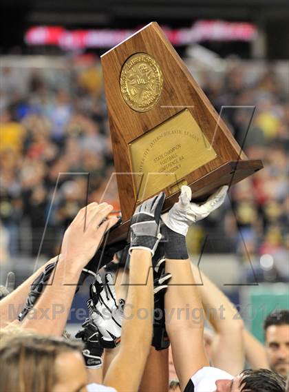 Thumbnail 2 in Refugio vs. Cisco (UIL 2A Division 2 Final)  photogallery.