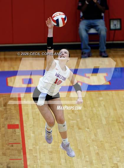 Thumbnail 3 in Pope @ Walton (Backyard Brawl) photogallery.