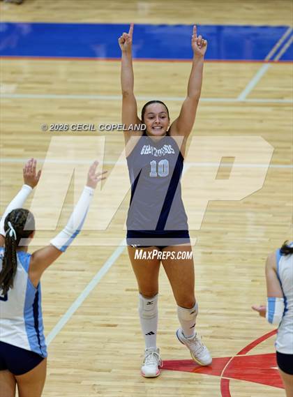 Thumbnail 2 in Pope @ Walton (Backyard Brawl) photogallery.