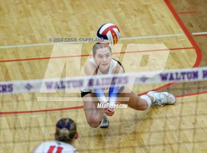 Thumbnail 1 in Pope @ Walton (Backyard Brawl) photogallery.