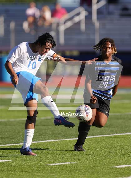 Thumbnail 1 in Decatur Eisenhower/MacArthur vs. St. Teresa photogallery.