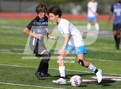 Thumbnail 3 in Decatur Eisenhower/MacArthur vs. St. Teresa photogallery.