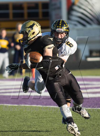 Thumbnail 1 in Big Spring vs Stephenville (UIL 3A D1 Regional Playoff) photogallery.