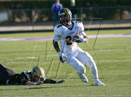 Thumbnail 2 in Big Spring vs Stephenville (UIL 3A D1 Regional Playoff) photogallery.