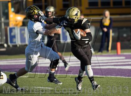 Thumbnail 3 in Big Spring vs Stephenville (UIL 3A D1 Regional Playoff) photogallery.