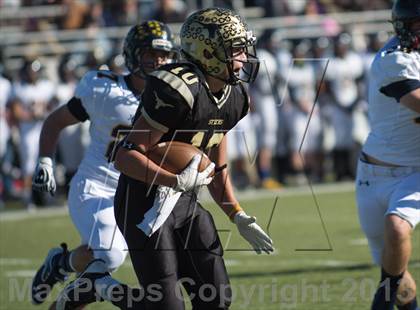 Thumbnail 3 in Big Spring vs Stephenville (UIL 3A D1 Regional Playoff) photogallery.