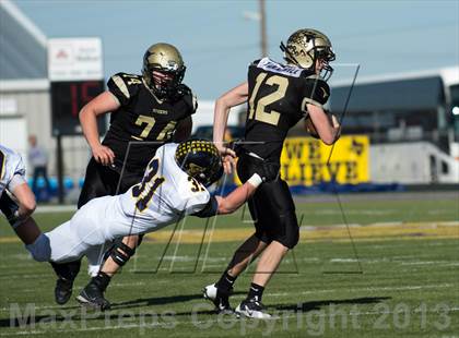 Thumbnail 3 in Big Spring vs Stephenville (UIL 3A D1 Regional Playoff) photogallery.