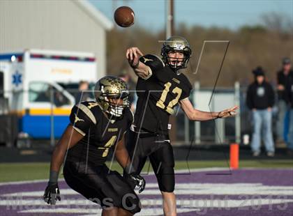 Thumbnail 2 in Big Spring vs Stephenville (UIL 3A D1 Regional Playoff) photogallery.