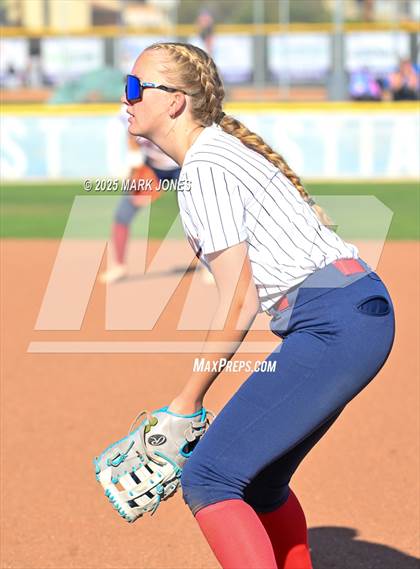 Thumbnail 2 in Northwest Christian vs. Scottsdale Christian Academy (Senior Night) photogallery.