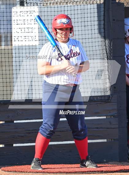 Thumbnail 3 in Northwest Christian vs. Scottsdale Christian Academy (Senior Night) photogallery.