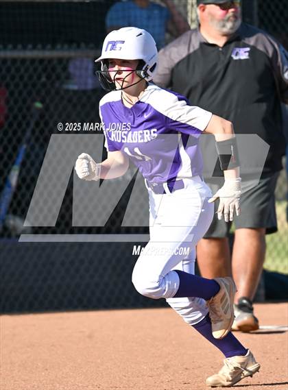 Thumbnail 2 in Northwest Christian vs. Scottsdale Christian Academy (Senior Night) photogallery.