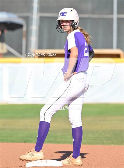 Thumbnail 1 in Northwest Christian vs. Scottsdale Christian Academy (Senior Night) photogallery.