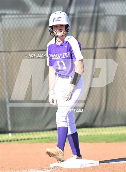 Thumbnail 3 in Northwest Christian vs. Scottsdale Christian Academy (Senior Night) photogallery.