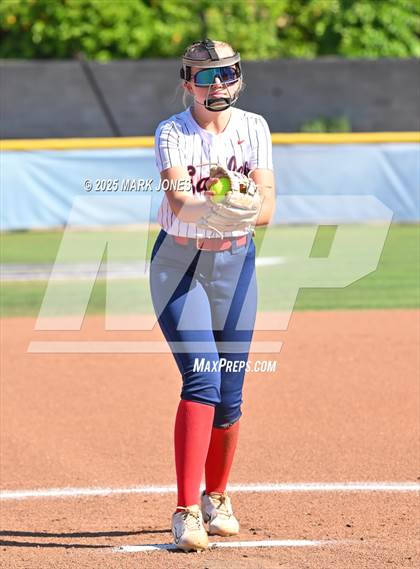 Thumbnail 1 in Northwest Christian vs. Scottsdale Christian Academy (Senior Night) photogallery.