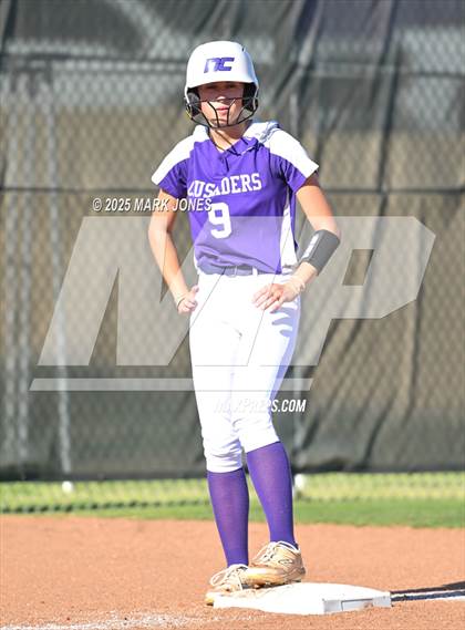 Thumbnail 3 in Northwest Christian vs. Scottsdale Christian Academy (Senior Night) photogallery.