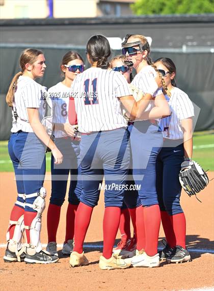 Thumbnail 3 in Northwest Christian vs. Scottsdale Christian Academy (Senior Night) photogallery.