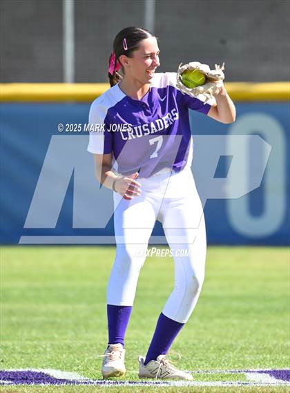 Thumbnail 2 in Northwest Christian vs. Scottsdale Christian Academy (Senior Night) photogallery.