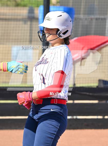 Thumbnail 3 in Northwest Christian vs. Scottsdale Christian Academy (Senior Night) photogallery.