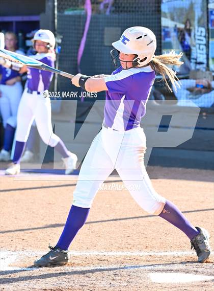Thumbnail 2 in Northwest Christian vs. Scottsdale Christian Academy (Senior Night) photogallery.