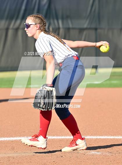 Thumbnail 3 in Northwest Christian vs. Scottsdale Christian Academy (Senior Night) photogallery.