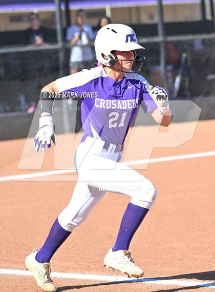 Thumbnail 3 in Northwest Christian vs. Scottsdale Christian Academy (Senior Night) photogallery.