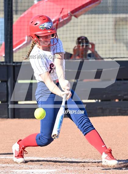 Thumbnail 2 in Northwest Christian vs. Scottsdale Christian Academy (Senior Night) photogallery.