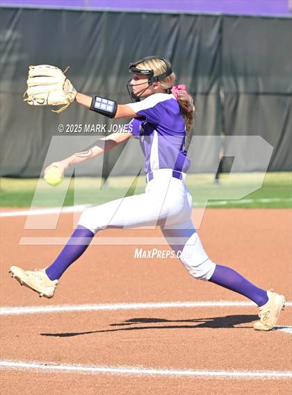 Thumbnail 3 in Northwest Christian vs. Scottsdale Christian Academy (Senior Night) photogallery.