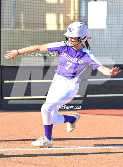 Thumbnail 3 in Northwest Christian vs. Scottsdale Christian Academy (Senior Night) photogallery.