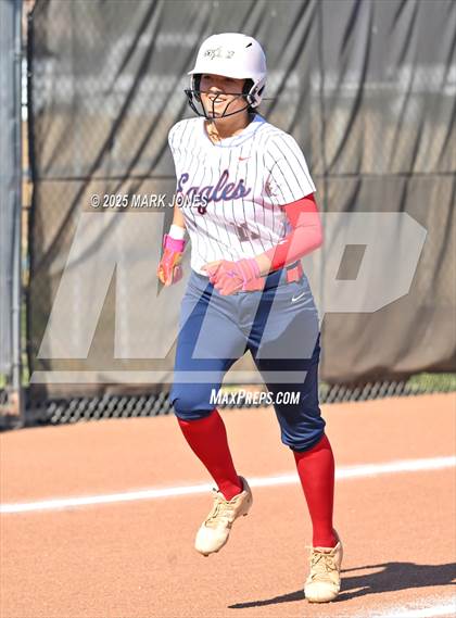Thumbnail 2 in Northwest Christian vs. Scottsdale Christian Academy (Senior Night) photogallery.