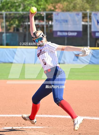 Thumbnail 3 in Northwest Christian vs. Scottsdale Christian Academy (Senior Night) photogallery.