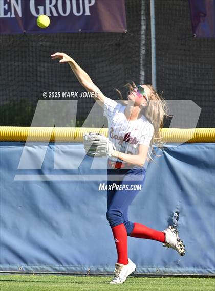 Thumbnail 1 in Northwest Christian vs. Scottsdale Christian Academy (Senior Night) photogallery.