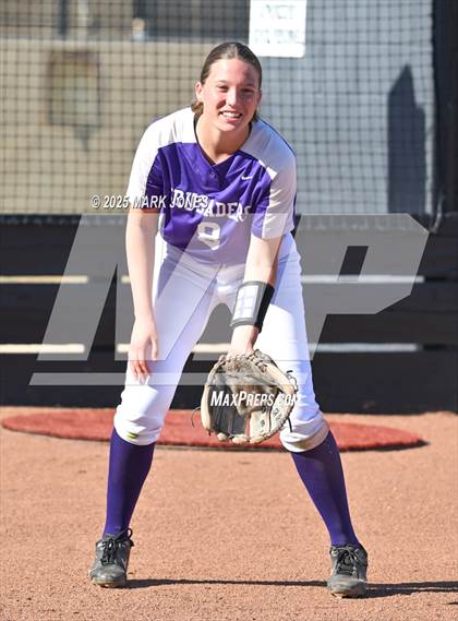 Thumbnail 3 in Northwest Christian vs. Scottsdale Christian Academy (Senior Night) photogallery.