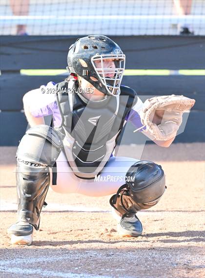 Thumbnail 3 in Northwest Christian vs. Scottsdale Christian Academy (Senior Night) photogallery.