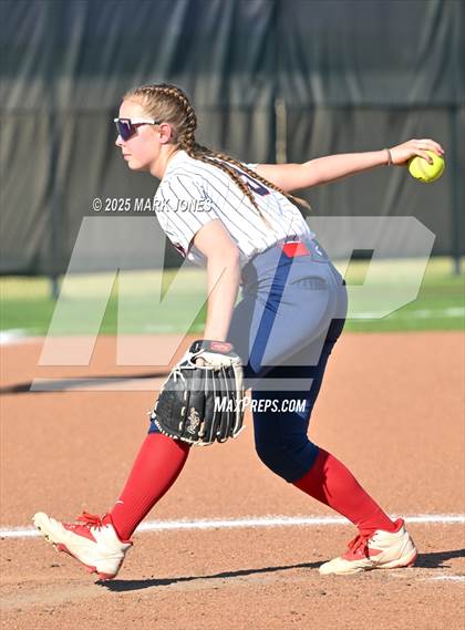 Thumbnail 3 in Northwest Christian vs. Scottsdale Christian Academy (Senior Night) photogallery.