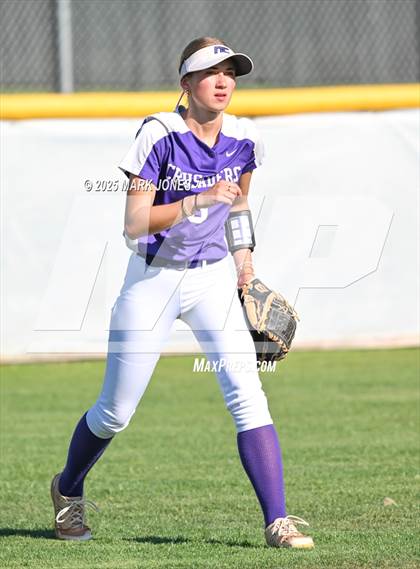 Thumbnail 3 in Northwest Christian vs. Scottsdale Christian Academy (Senior Night) photogallery.