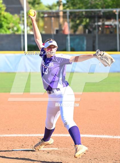 Thumbnail 3 in Northwest Christian vs. Scottsdale Christian Academy (Senior Night) photogallery.