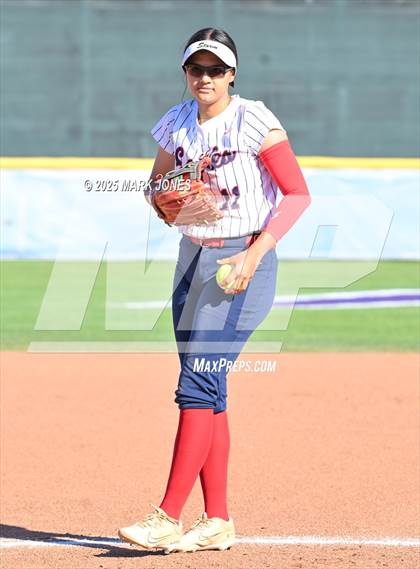 Thumbnail 3 in Northwest Christian vs. Scottsdale Christian Academy (Senior Night) photogallery.