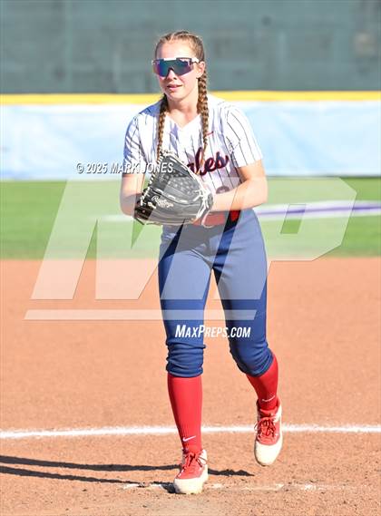 Thumbnail 3 in Northwest Christian vs. Scottsdale Christian Academy (Senior Night) photogallery.