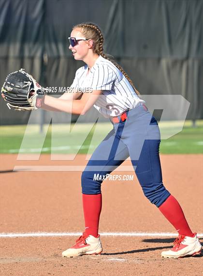 Thumbnail 2 in Northwest Christian vs. Scottsdale Christian Academy (Senior Night) photogallery.