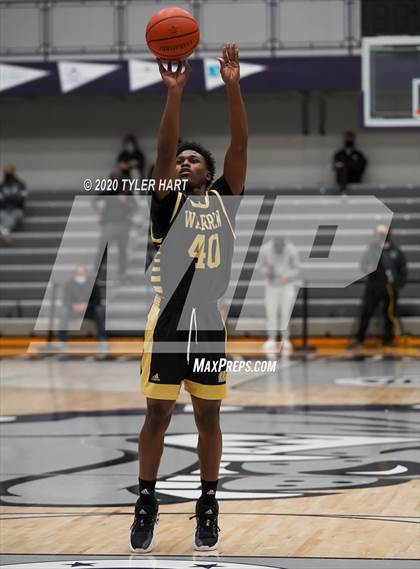 Thumbnail 2 in Indianapolis Crispus Attucks vs. Warren Central (Sneakers for Santa Shootout) photogallery.