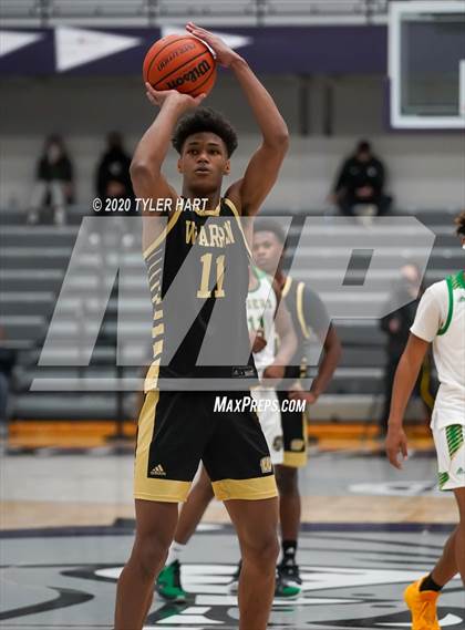 Thumbnail 1 in Indianapolis Crispus Attucks vs. Warren Central (Sneakers for Santa Shootout) photogallery.