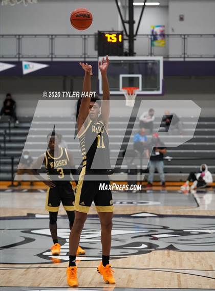 Thumbnail 2 in Indianapolis Crispus Attucks vs. Warren Central (Sneakers for Santa Shootout) photogallery.