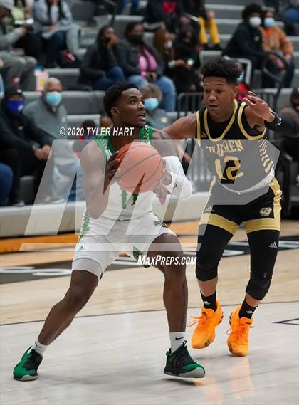 Thumbnail 2 in Indianapolis Crispus Attucks vs. Warren Central (Sneakers for Santa Shootout) photogallery.