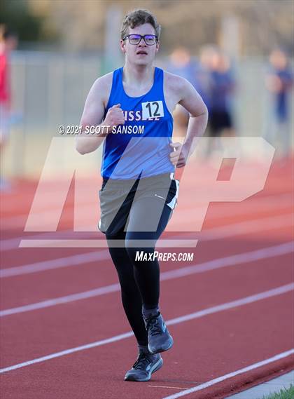 Thumbnail 3 in Phillipsburg Invitational Track Meet photogallery.