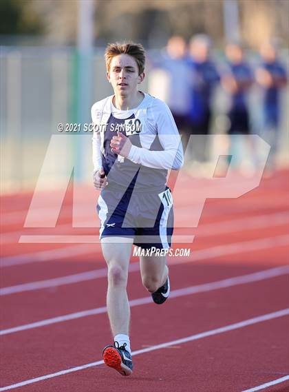 Thumbnail 1 in Phillipsburg Invitational Track Meet photogallery.