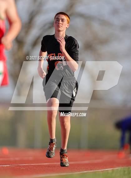 Thumbnail 1 in Phillipsburg Invitational Track Meet photogallery.