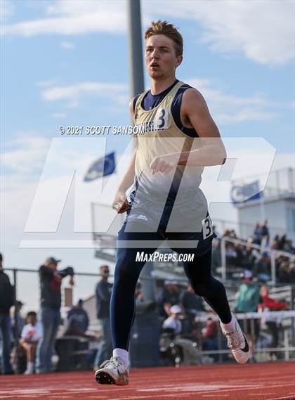 Thumbnail 2 in Phillipsburg Invitational Track Meet photogallery.