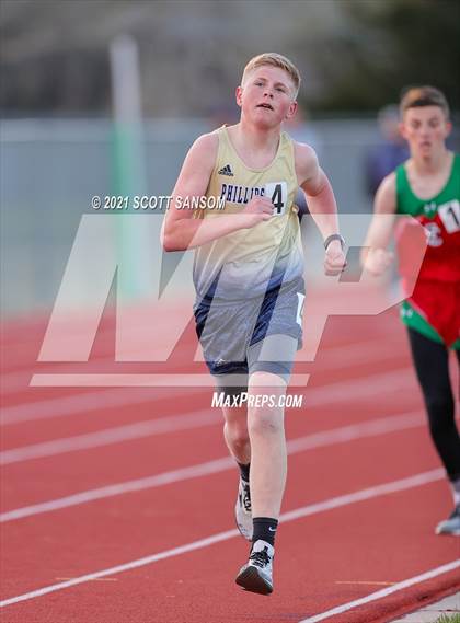 Thumbnail 1 in Phillipsburg Invitational Track Meet photogallery.