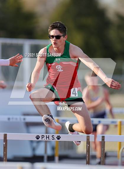 Thumbnail 2 in Phillipsburg Invitational Track Meet photogallery.